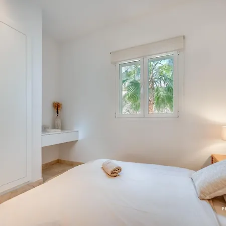 Paraiso Pueblo - 3br With Panoramic Views And 7 Pools Estepona